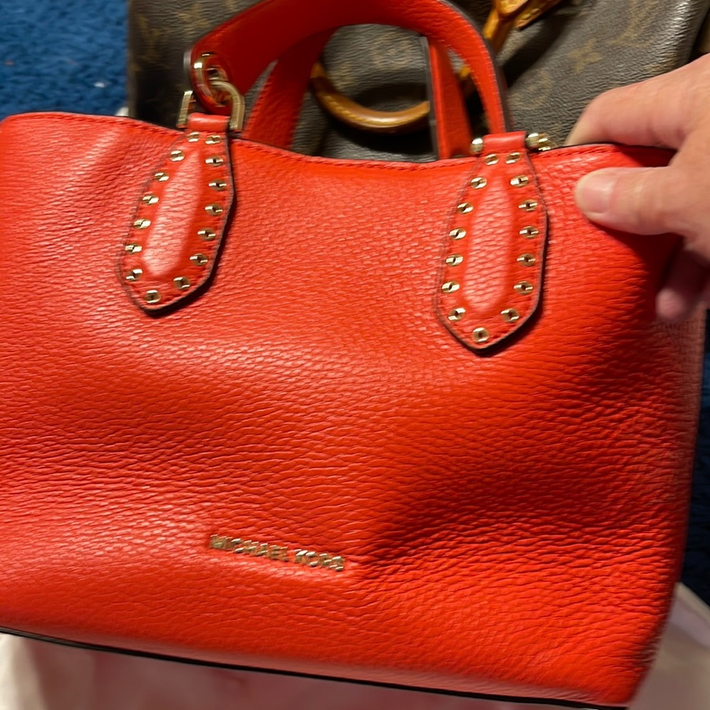 🍁Michael kors handbag.perfect color for fall! 🍁